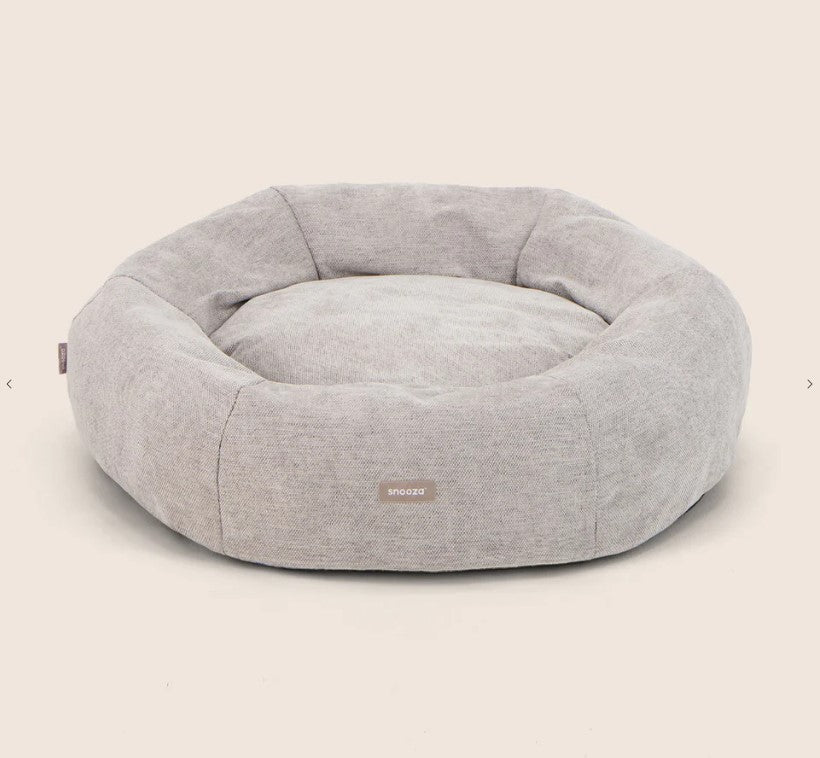 SNOOZA PANELLED CUDDLER DOG BED PEBBLE M